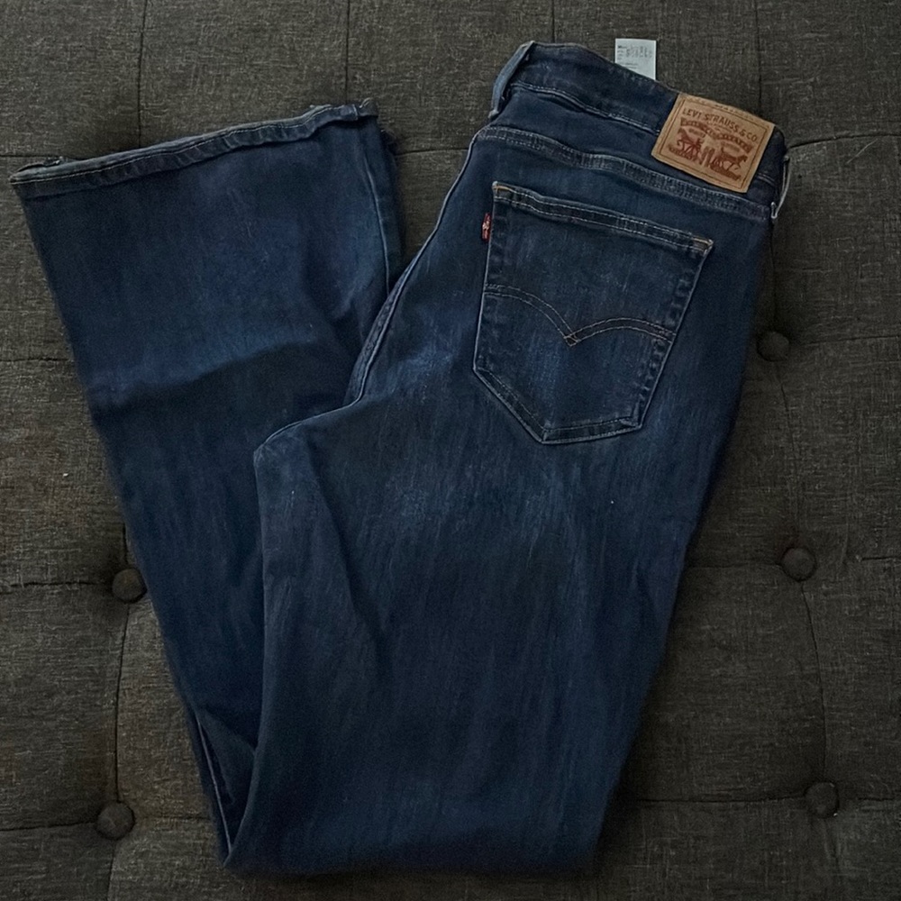 Levi’s dark wash flares size 33/32